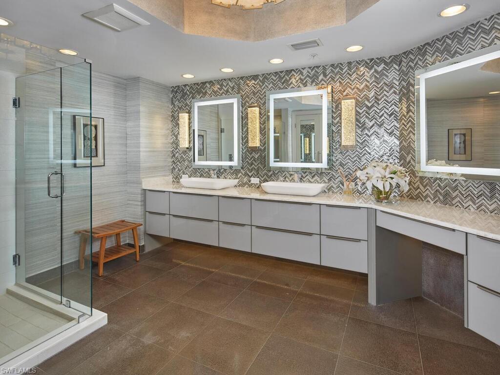 BELIZE - Residential