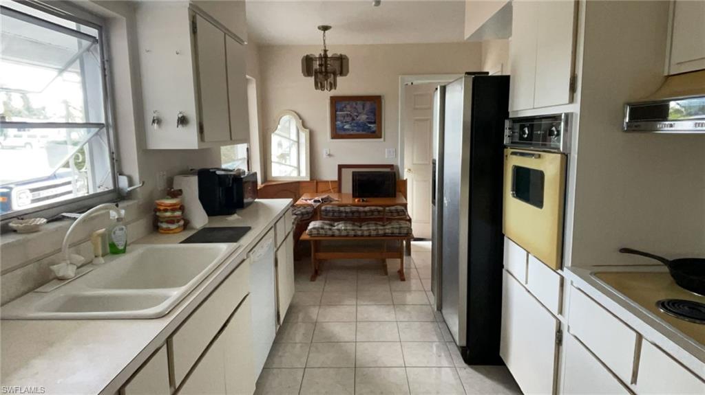 GOLDEN GATE CITY - Residential