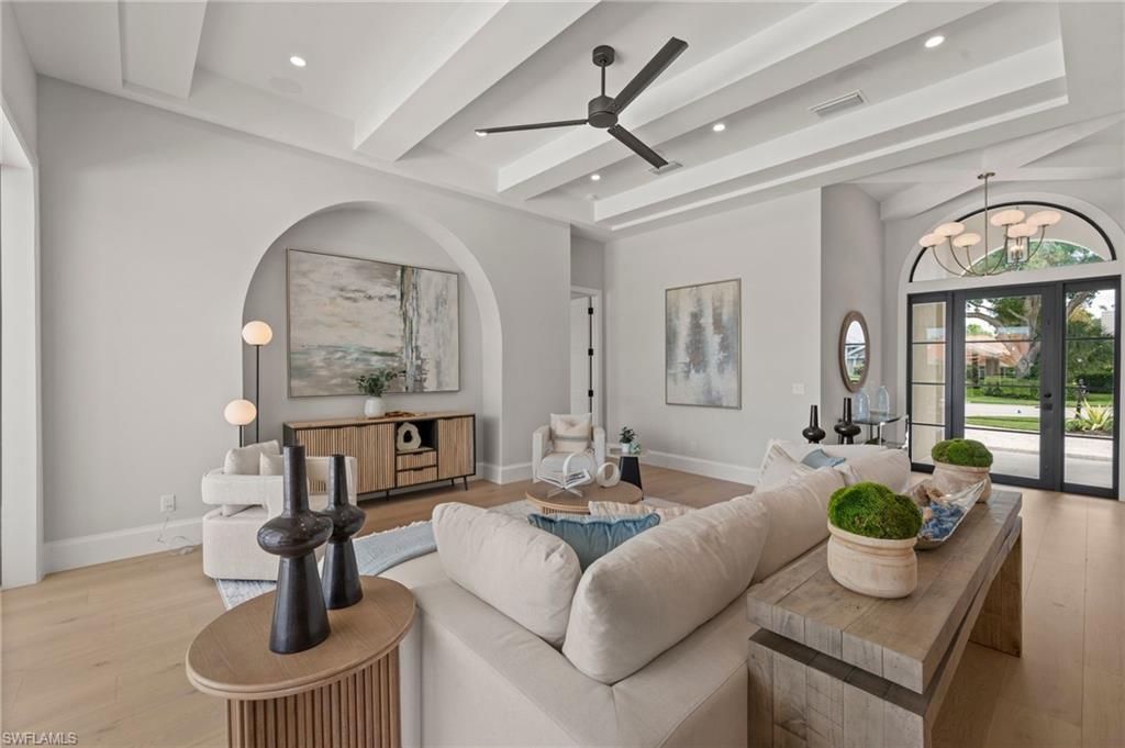 VALLEY OAK - Residential