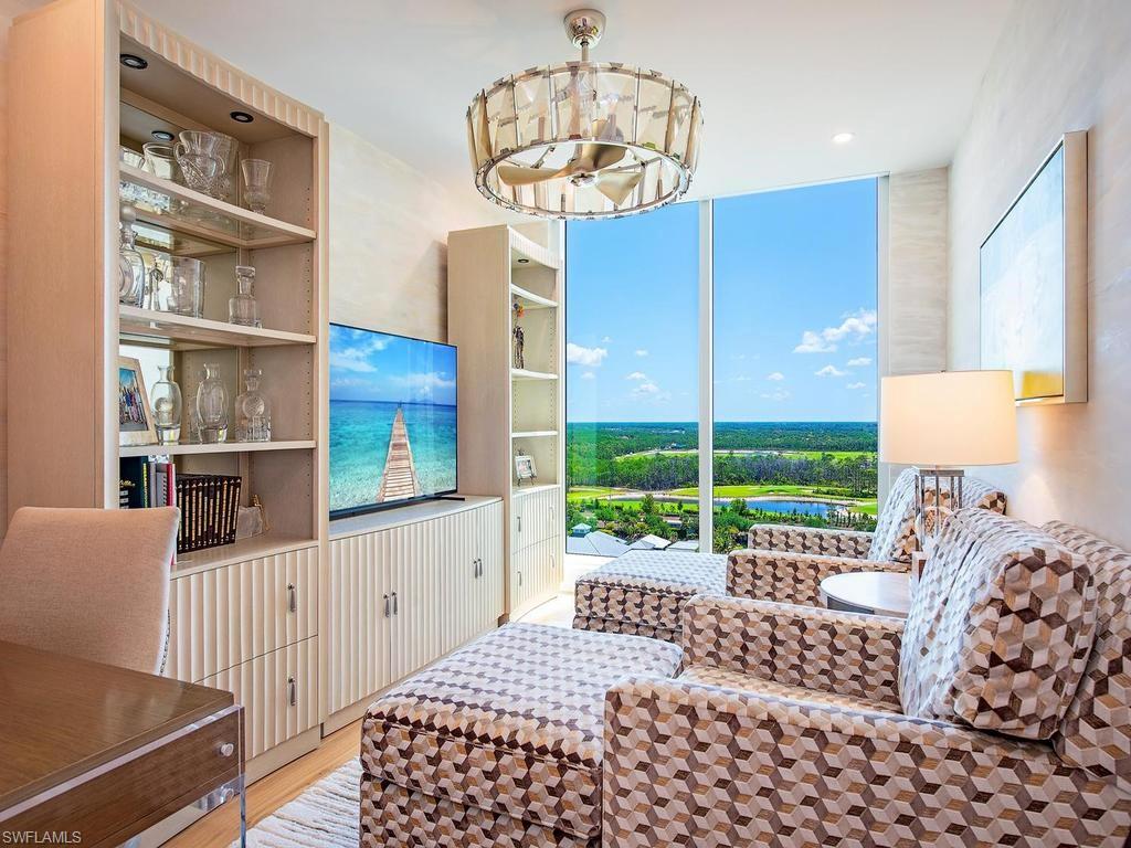 KALEA BAY TOWER 300 - Residential