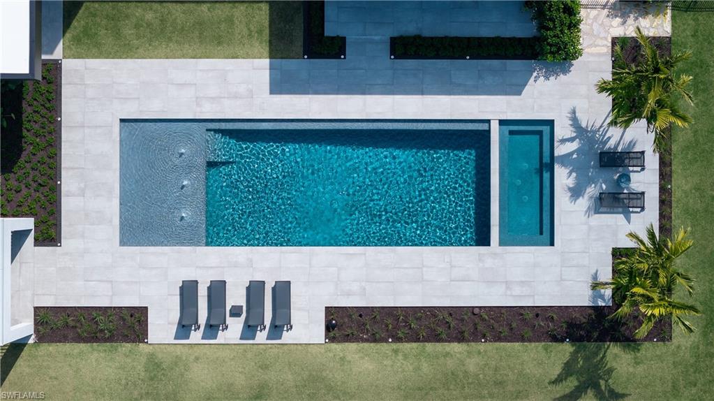 PINE RIDGE - Residential