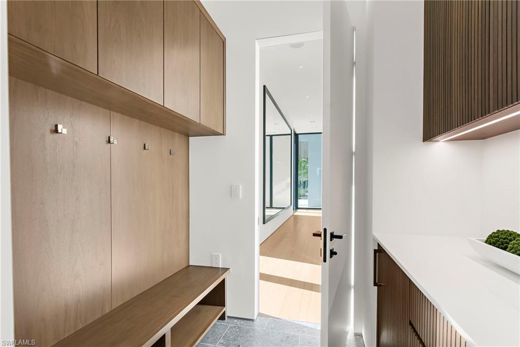 PINE RIDGE - Residential