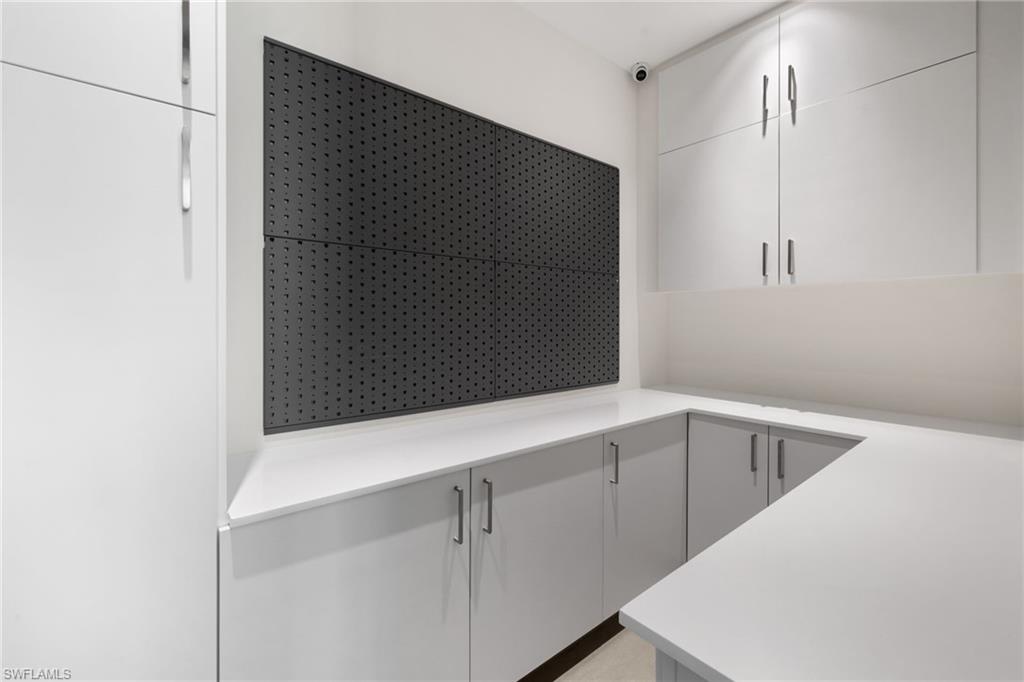 PINE RIDGE - Residential