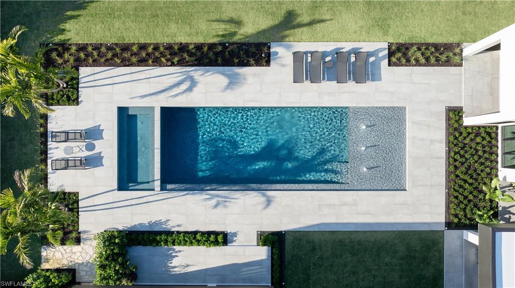 PINE RIDGE - Residential