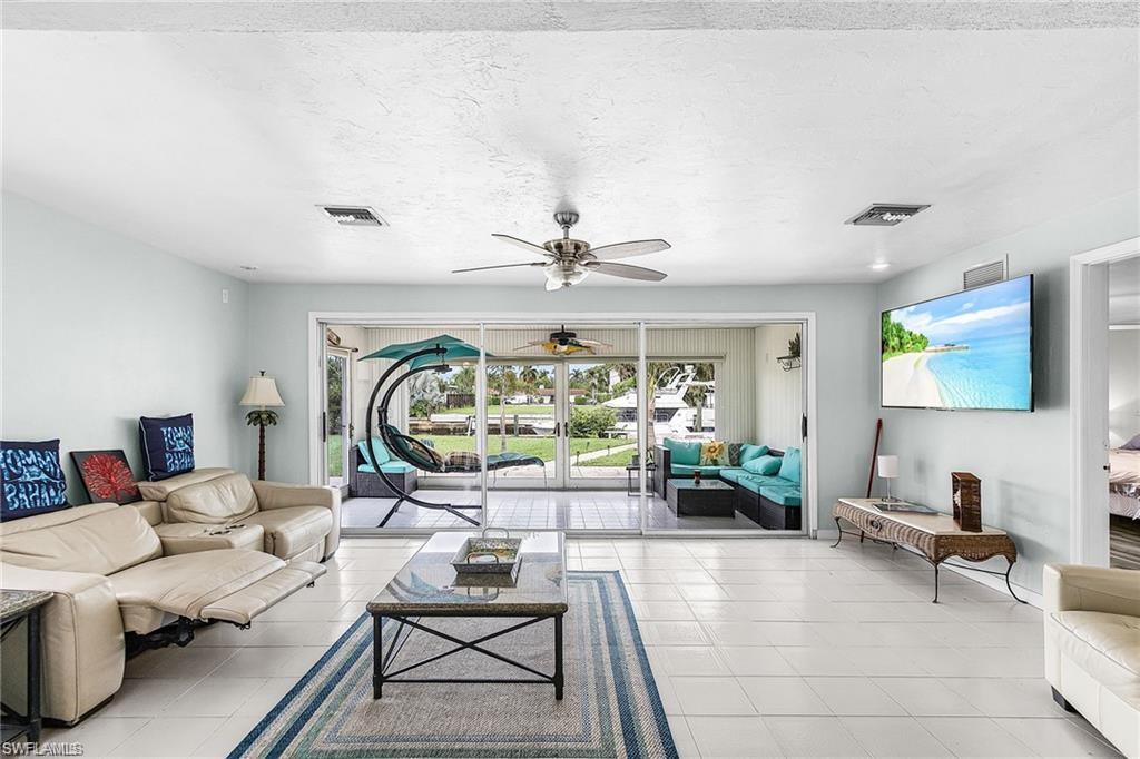 GOLDEN SHORES - Residential Lease