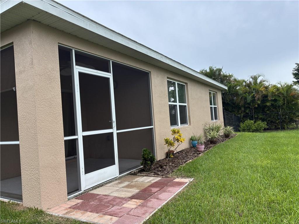 CAPE CORAL - Residential