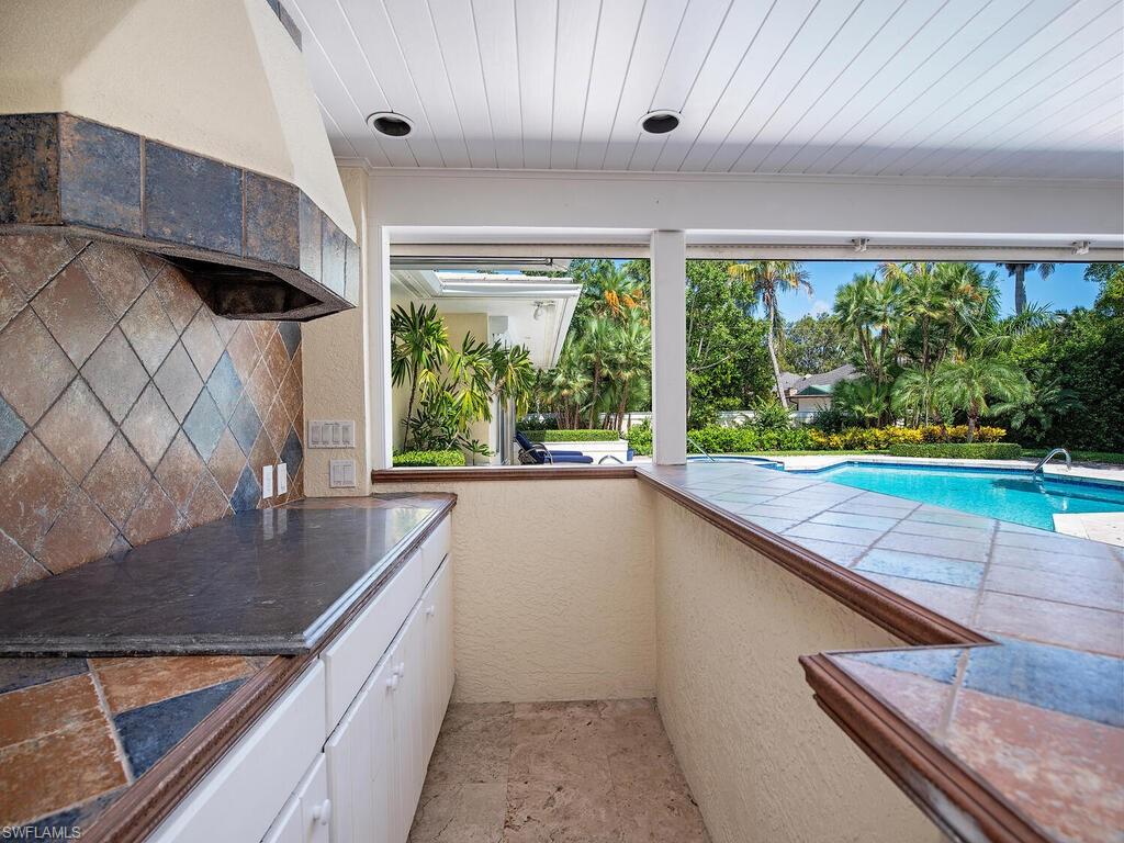 OLDE NAPLES - Residential Lease