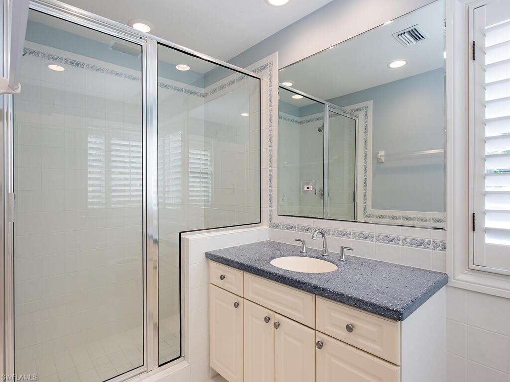 OLDE NAPLES - Residential Lease