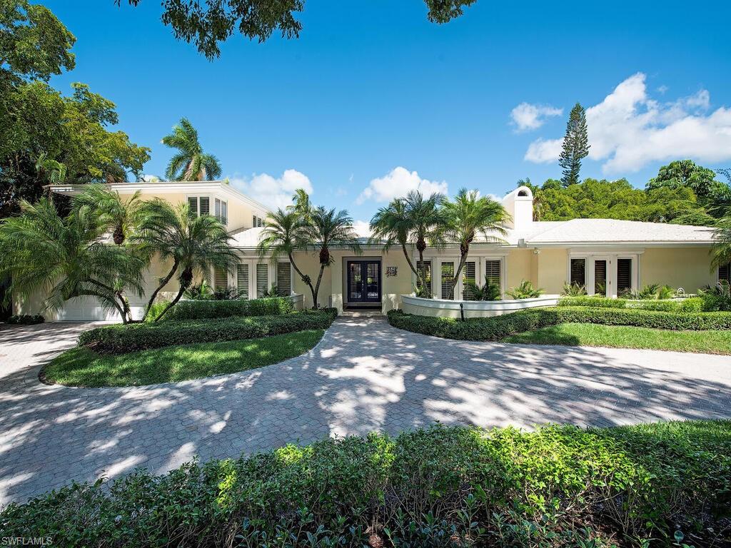 OLDE NAPLES - Residential Lease