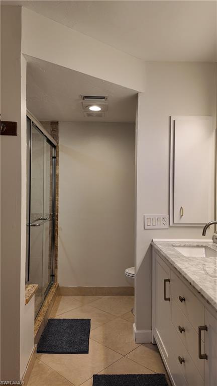 VANDERBILT VILLAS - Residential Lease