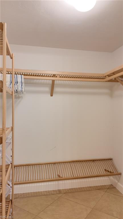 VANDERBILT VILLAS - Residential Lease