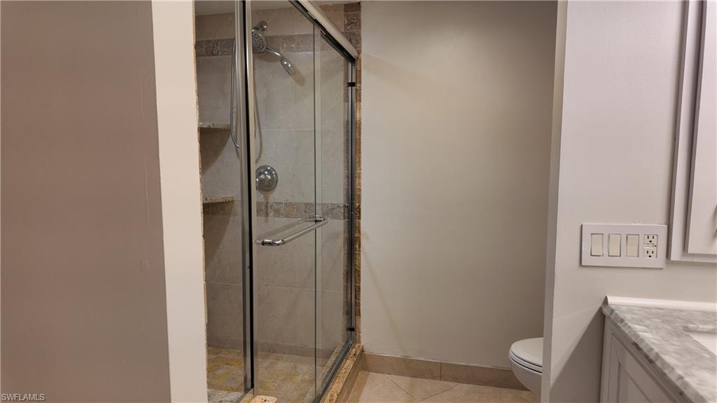 VANDERBILT VILLAS - Residential Lease