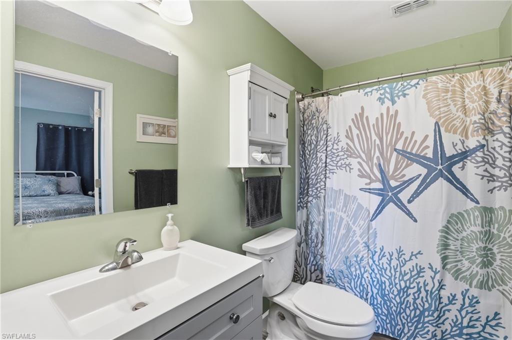 FOXMOOR LAKES - Residential