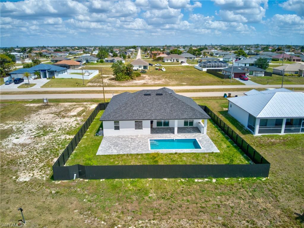 CAPE CORAL - Residential