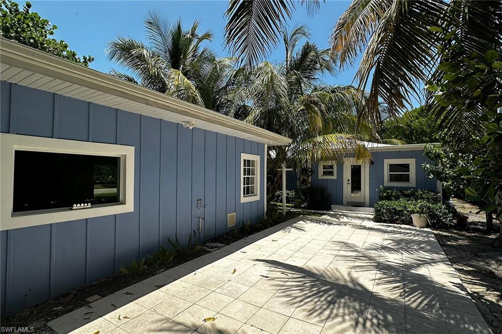 OLDE NAPLES - Residential