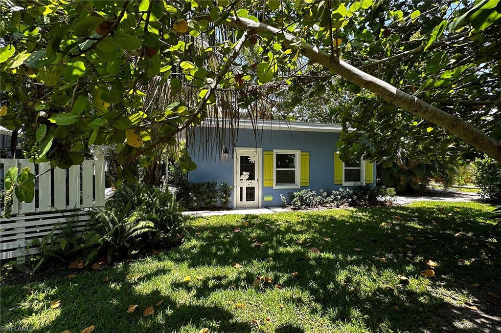 OLDE NAPLES - Residential