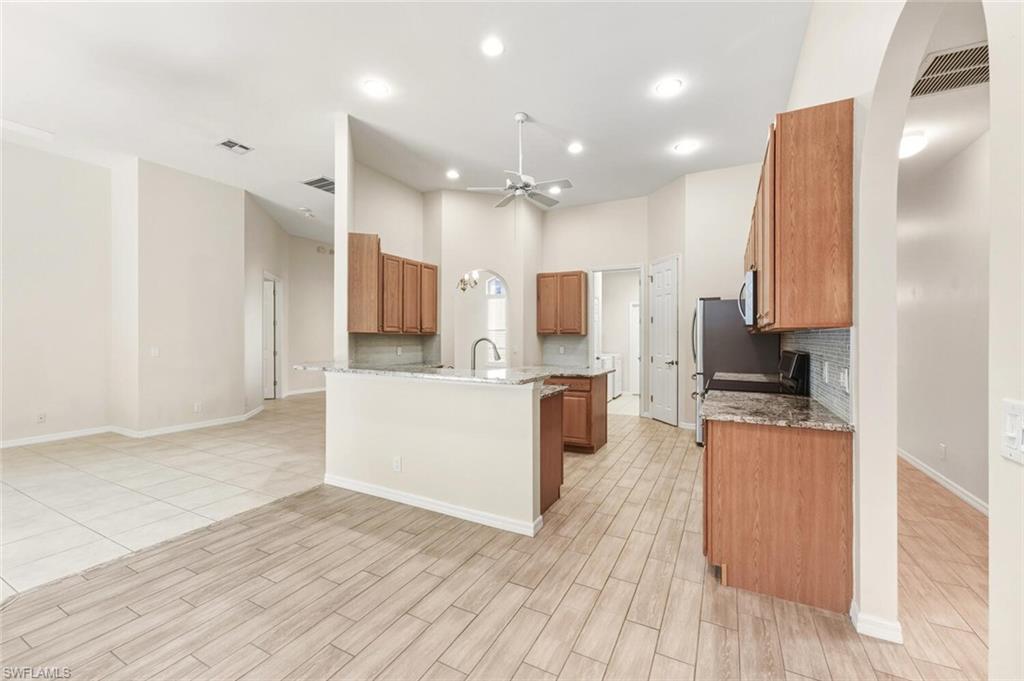 PEBBLEBROOKE LAKES - Residential Lease