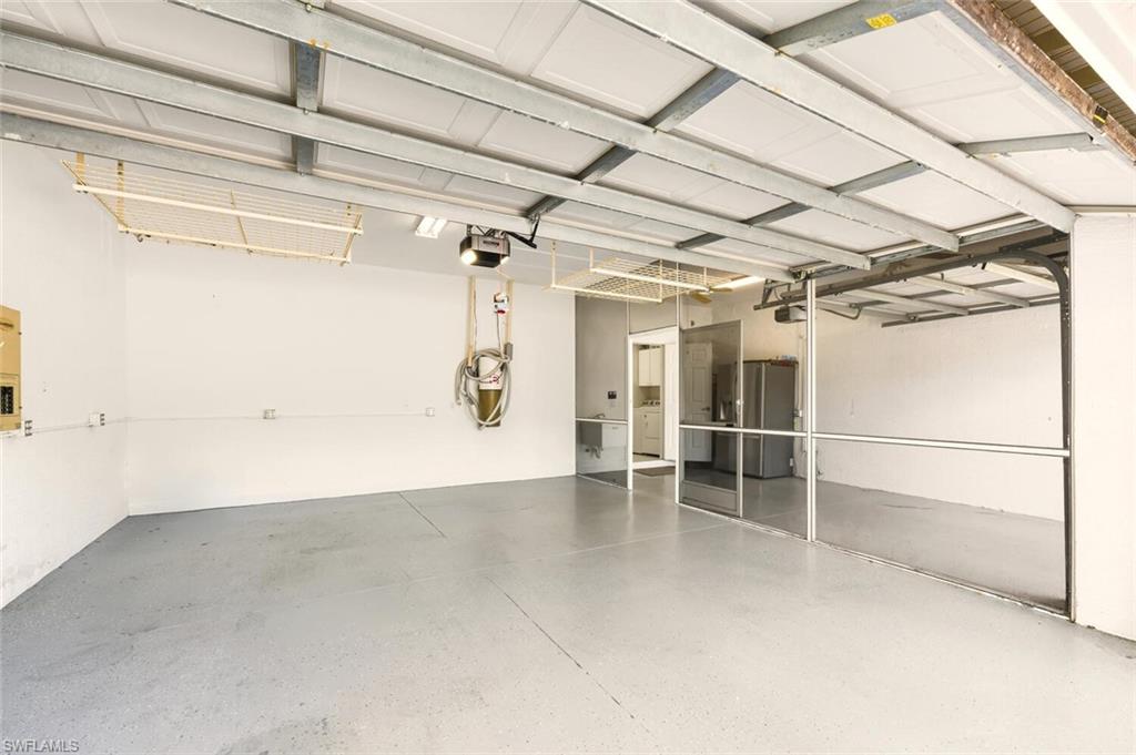 PEBBLEBROOKE LAKES - Residential Lease