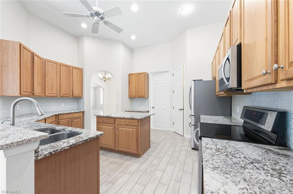 PEBBLEBROOKE LAKES - Residential Lease