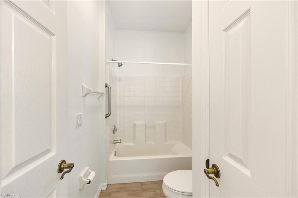 PEBBLEBROOKE LAKES - Residential Lease