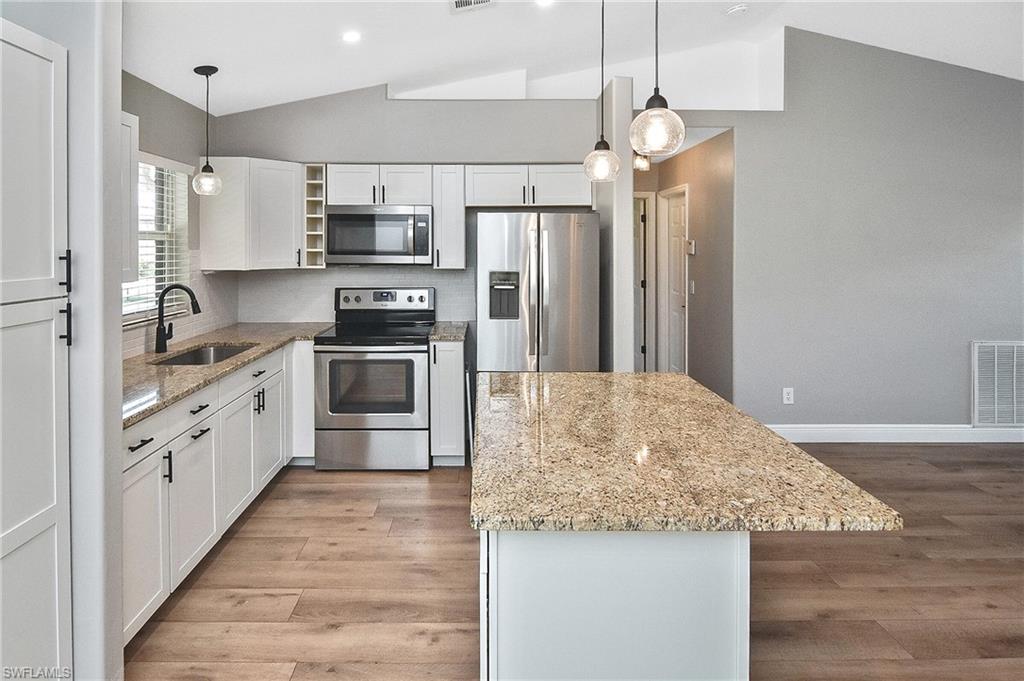 BUCKINGHAM - Residential