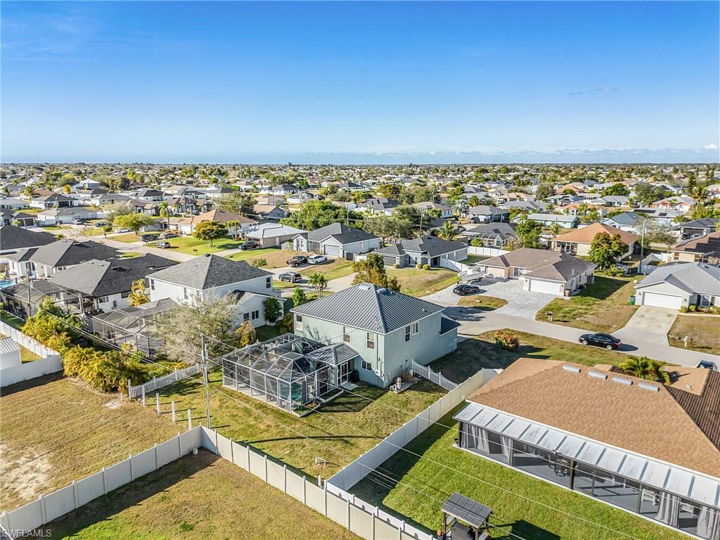 CAPE CORAL - Residential