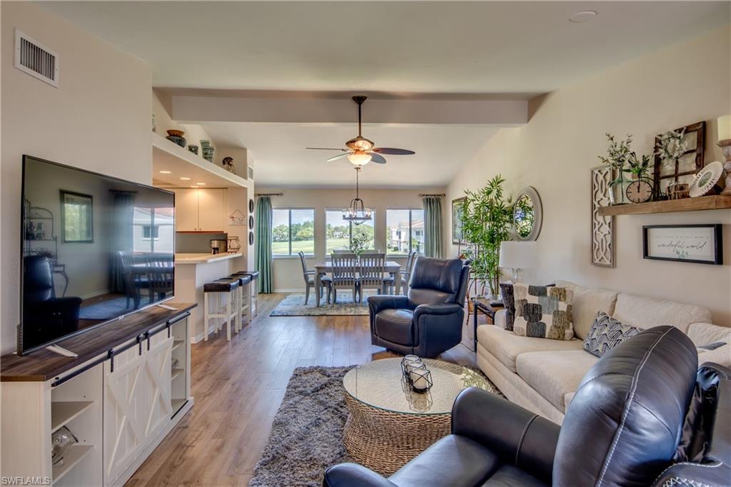 SEVEN LAKES - Residential