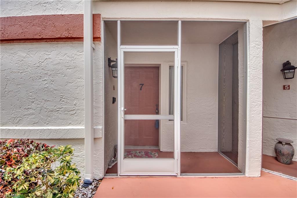 SEVEN LAKES - Residential