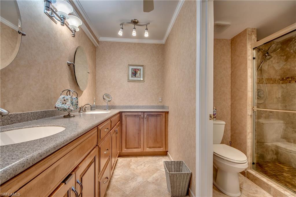 SEVEN LAKES - Residential