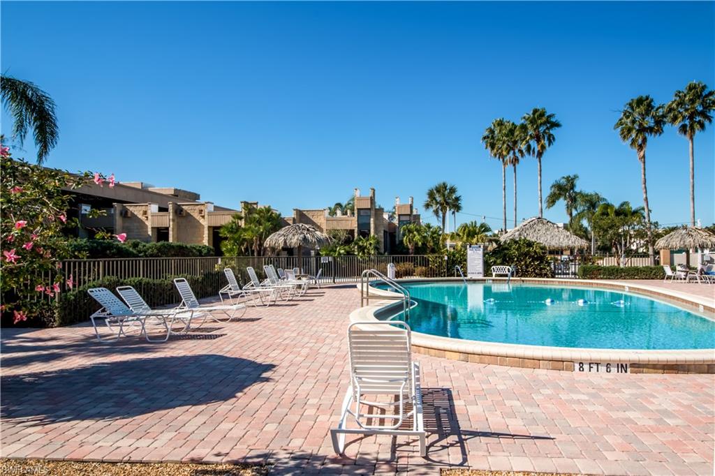 SEVEN LAKES - Residential