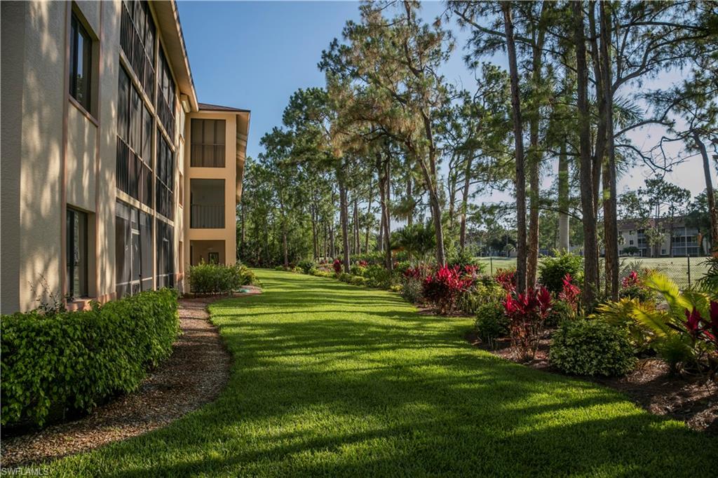 DEAUVILLE LAKE CLUB - Residential Lease