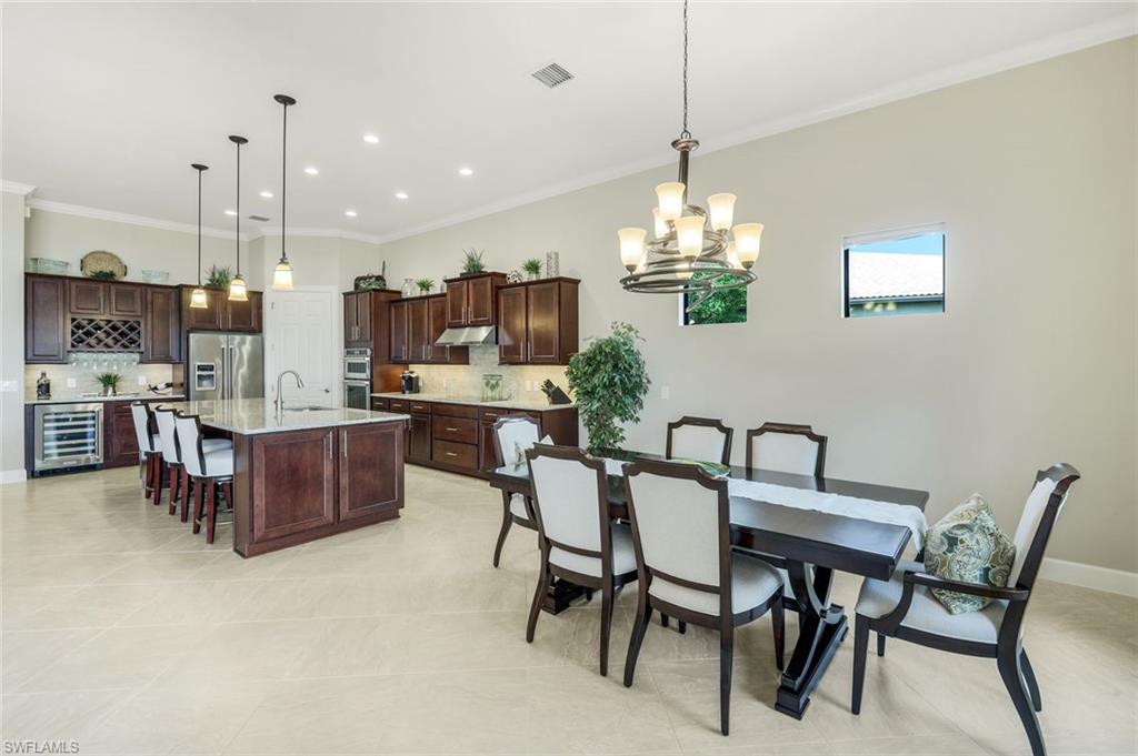 CORKSCREW SHORES - Residential