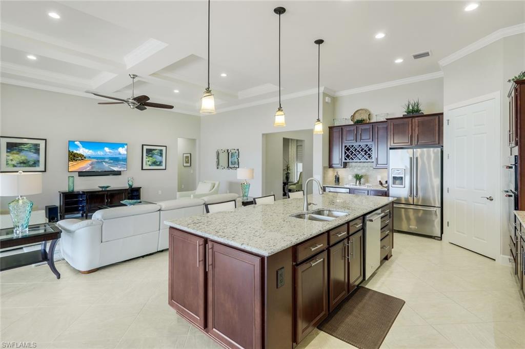 CORKSCREW SHORES - Residential