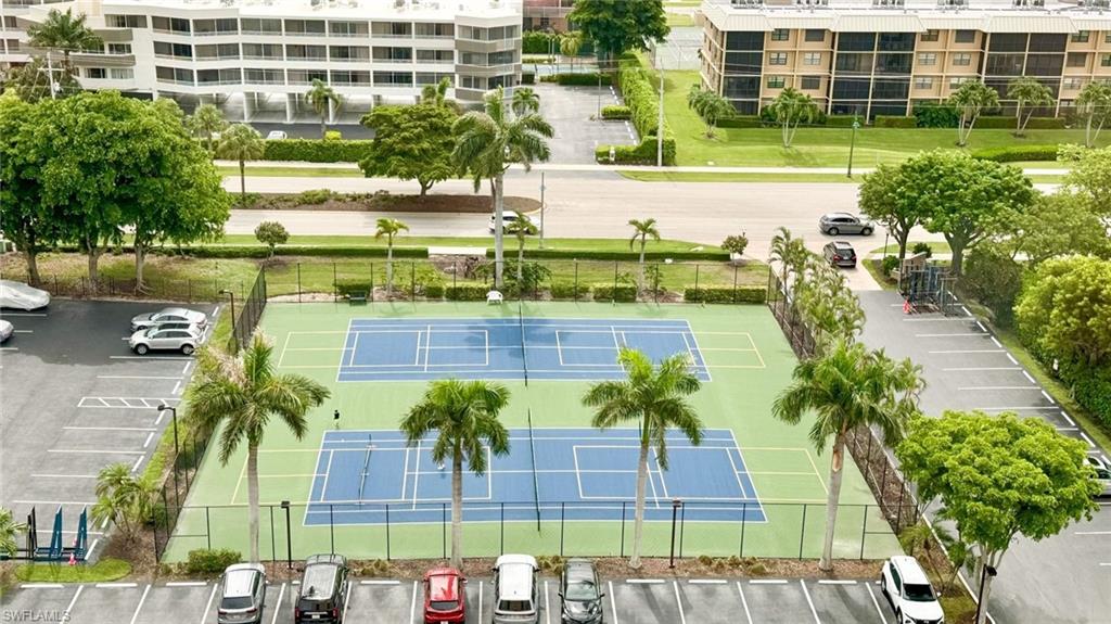 SEAWIND CONDO - Residential