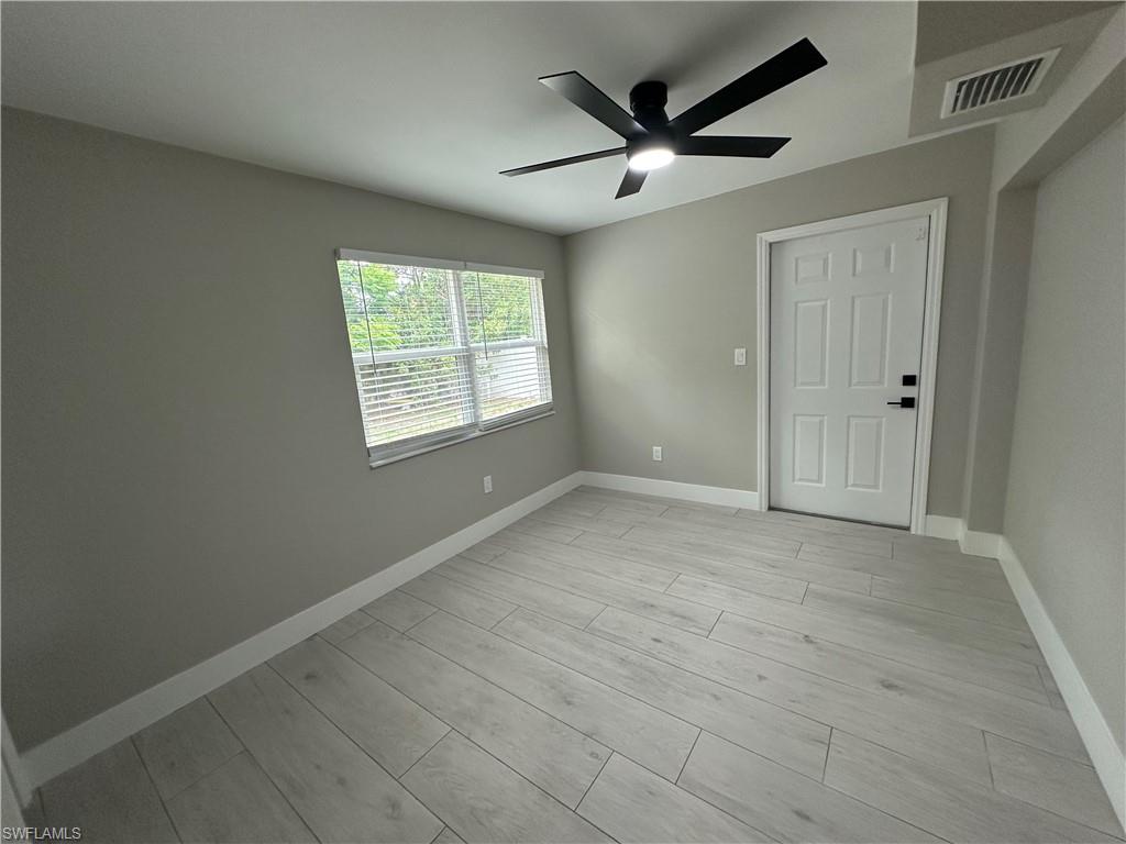 SAN CARLOS PARK - Residential Lease