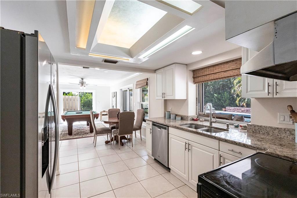 PALM RIVER ESTATES - Residential