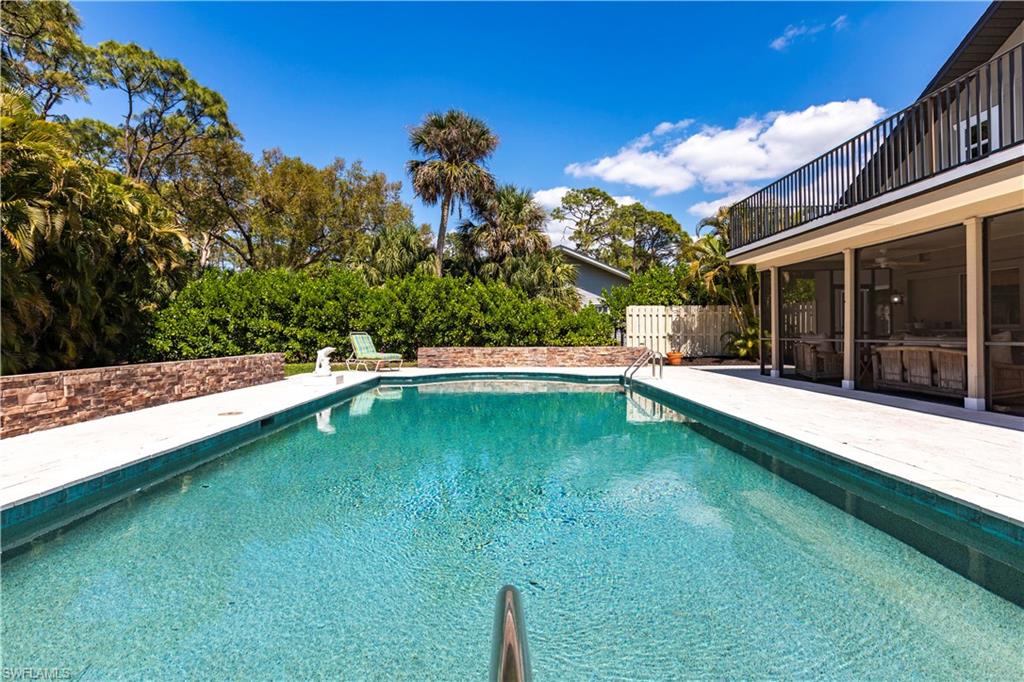 PALM RIVER ESTATES - Residential