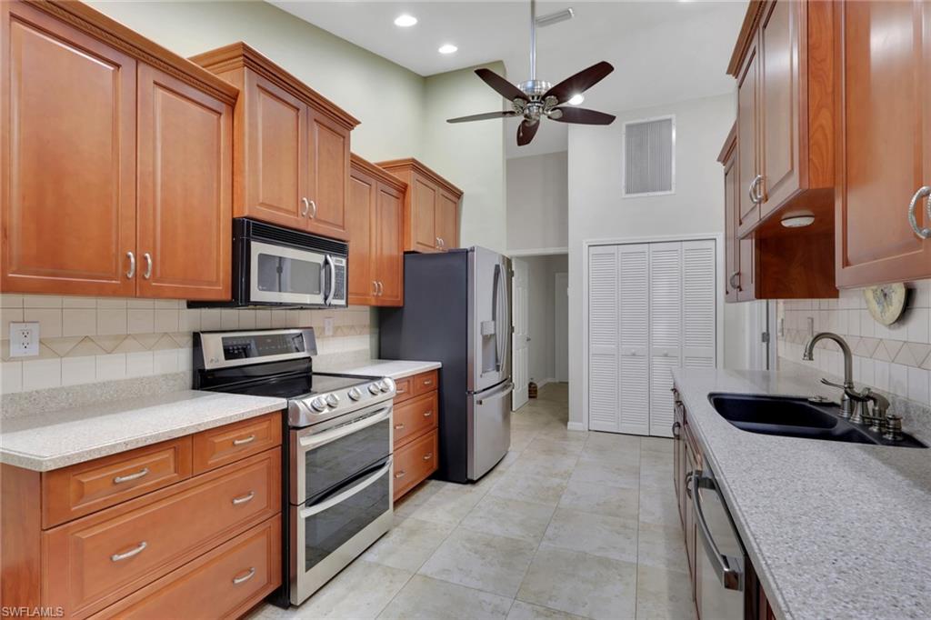 LOCHMOOR - Residential