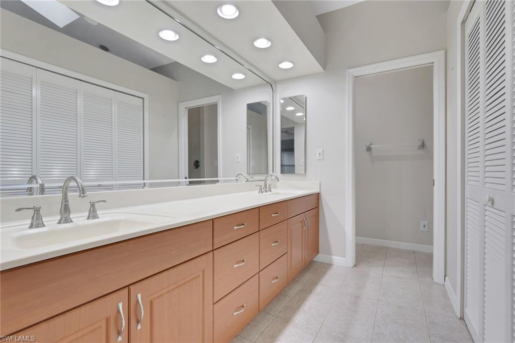 LOCHMOOR - Residential