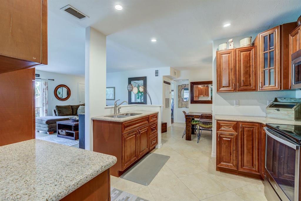 THE GREENS - Residential