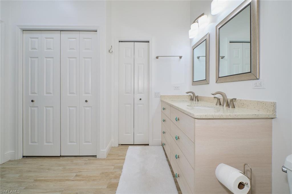 SOMMERSET VILLAS - Residential