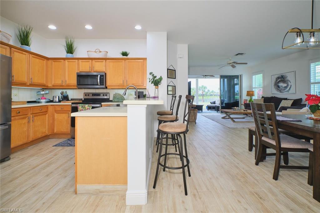 SOMMERSET VILLAS - Residential