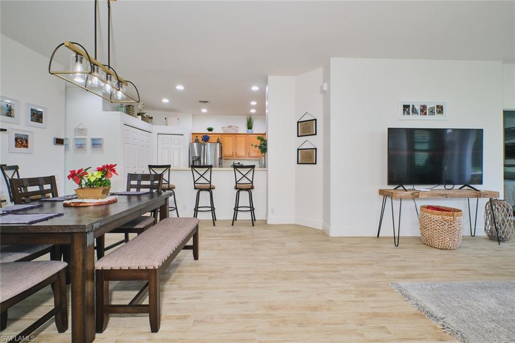 SOMMERSET VILLAS - Residential