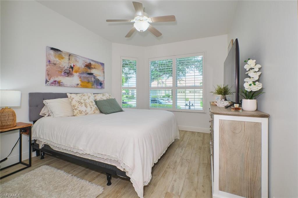 SOMMERSET VILLAS - Residential