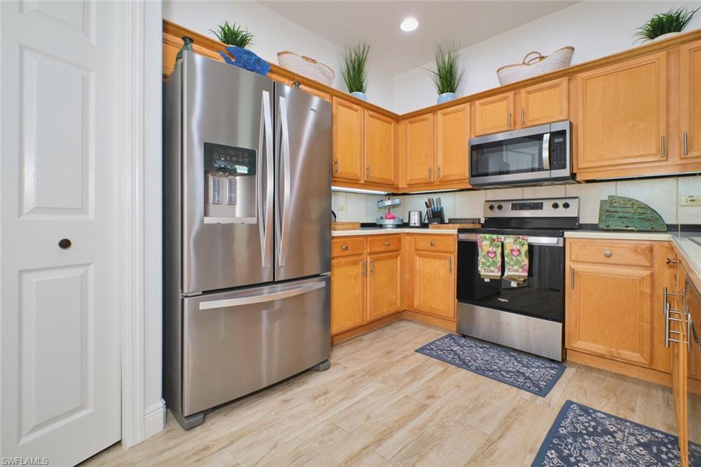 SOMMERSET VILLAS - Residential