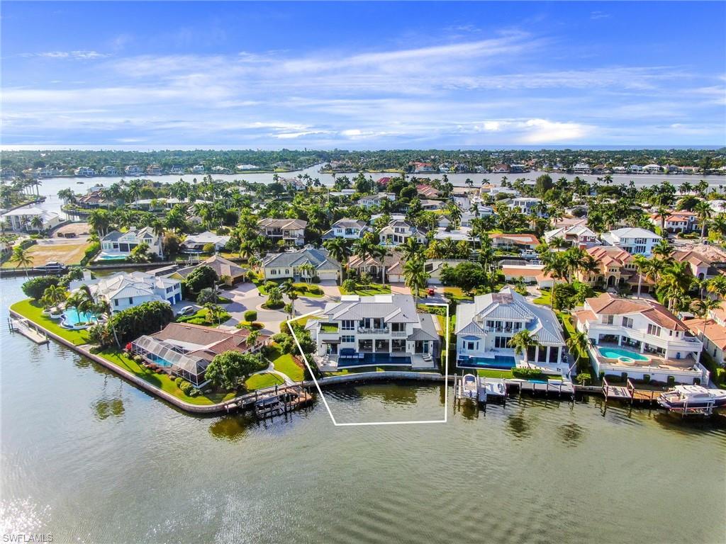 ROYAL HARBOR - Residential