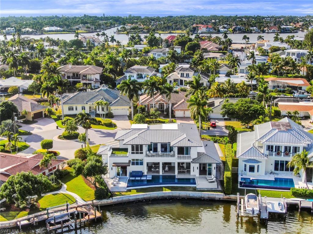 ROYAL HARBOR - Residential