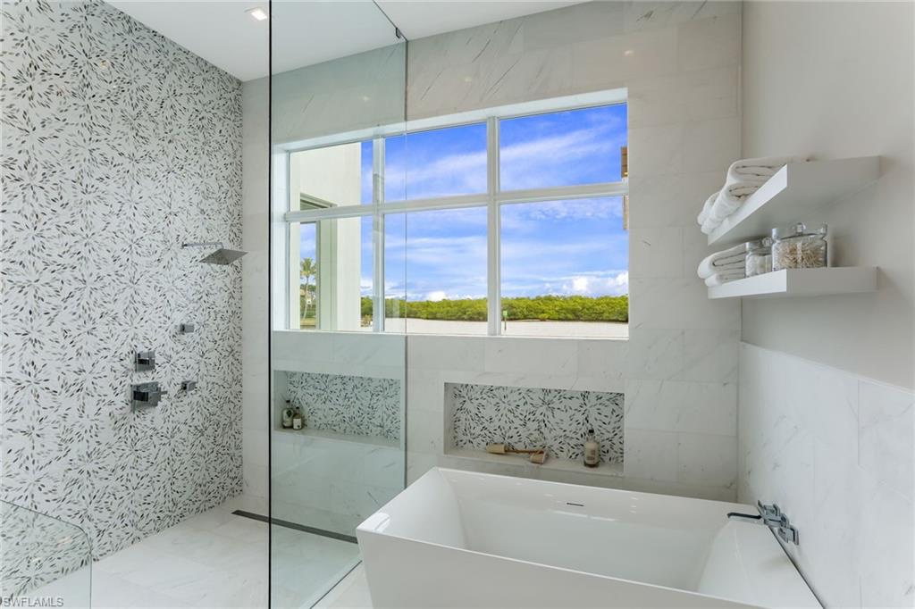 ROYAL HARBOR - Residential