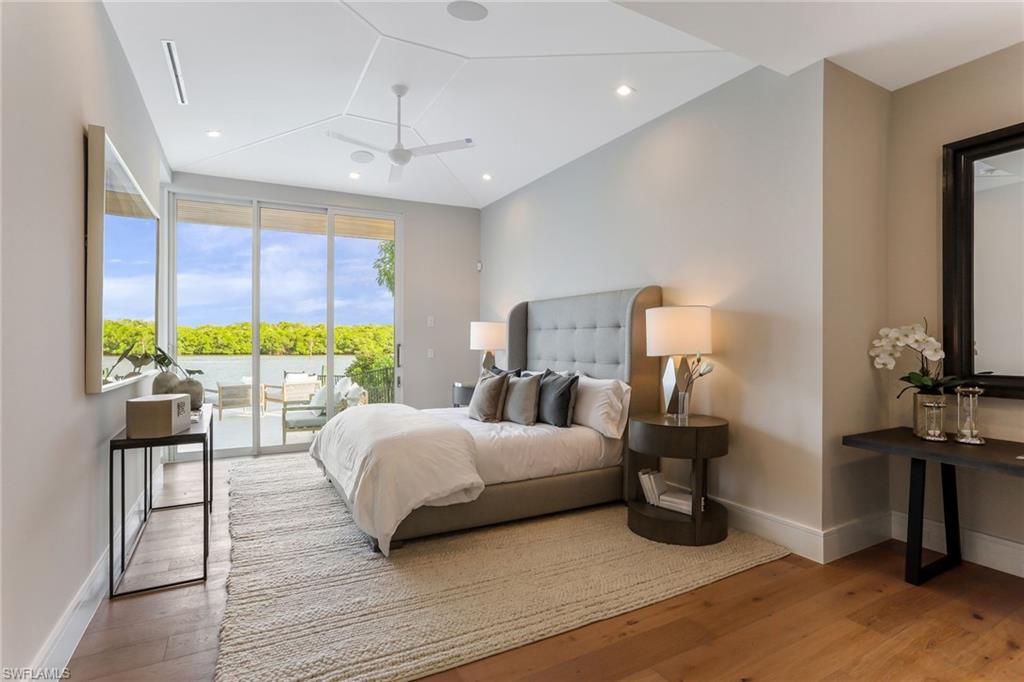 ROYAL HARBOR - Residential