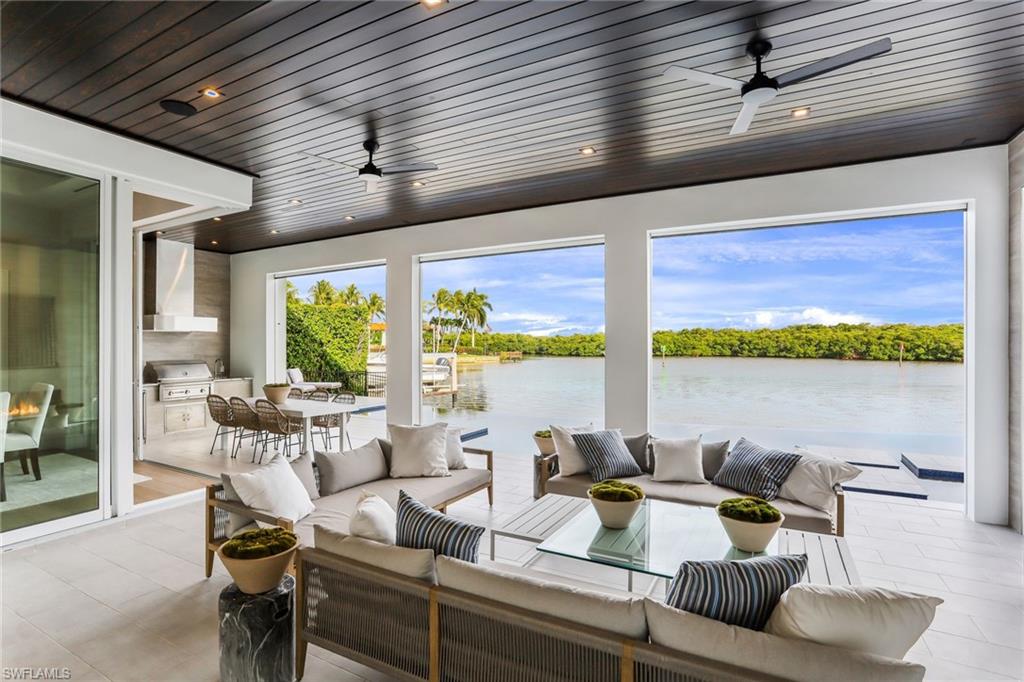 ROYAL HARBOR - Residential